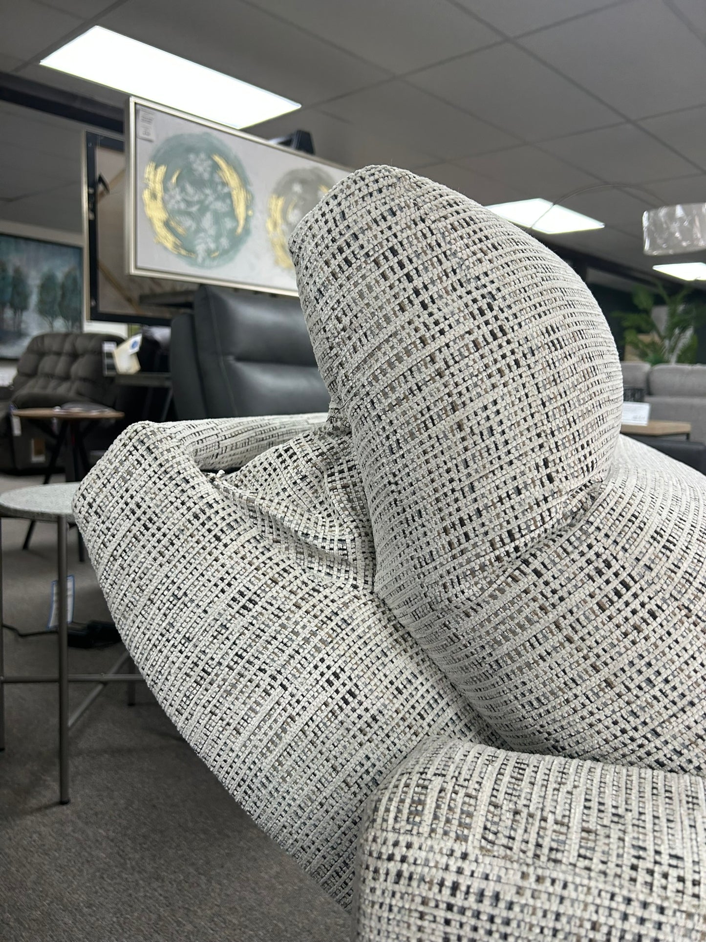 F0982-BF-OP-H - Power Chair w/Power Tilt Headrest