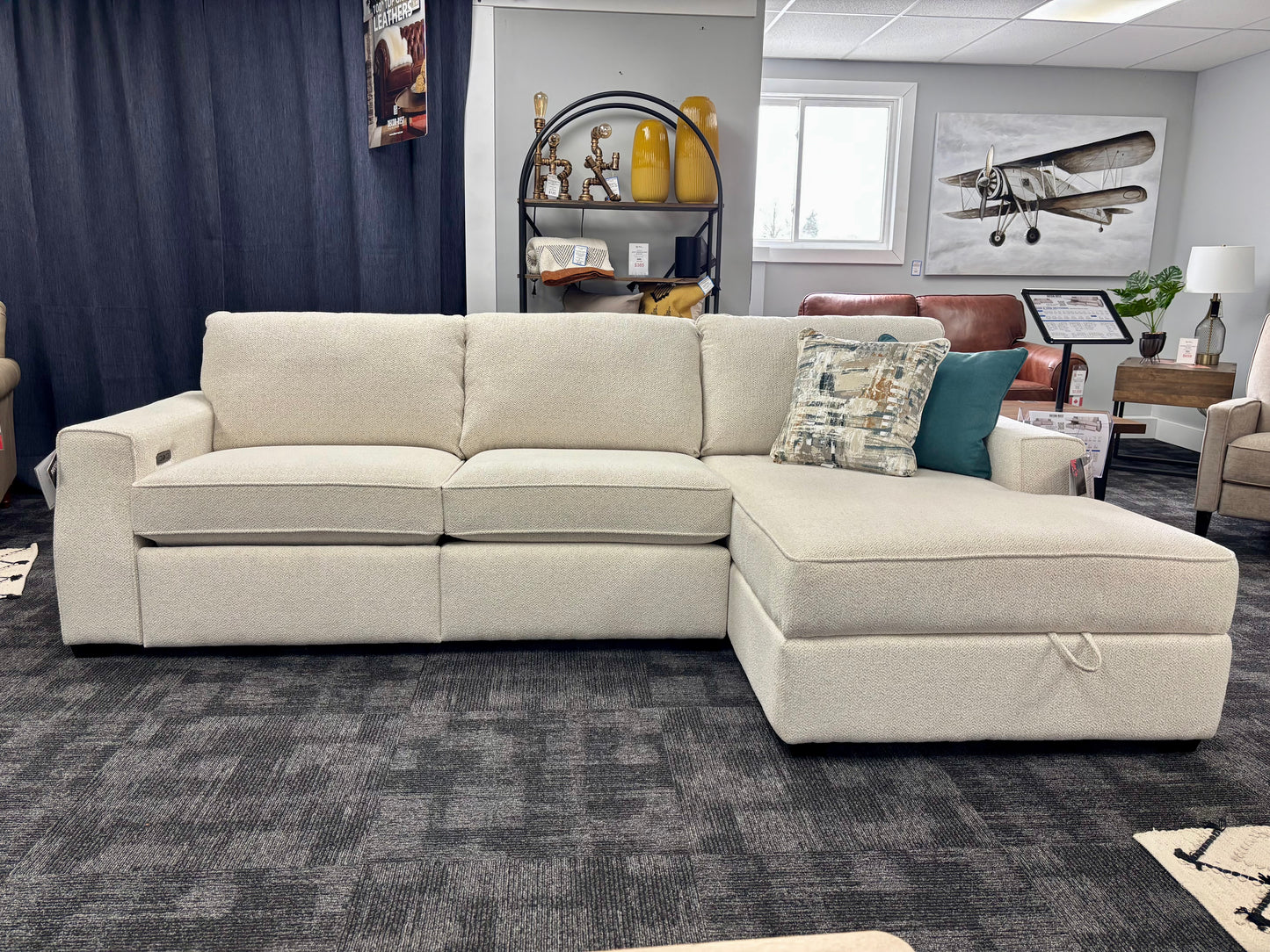 2456 - 2 Piece Sectional