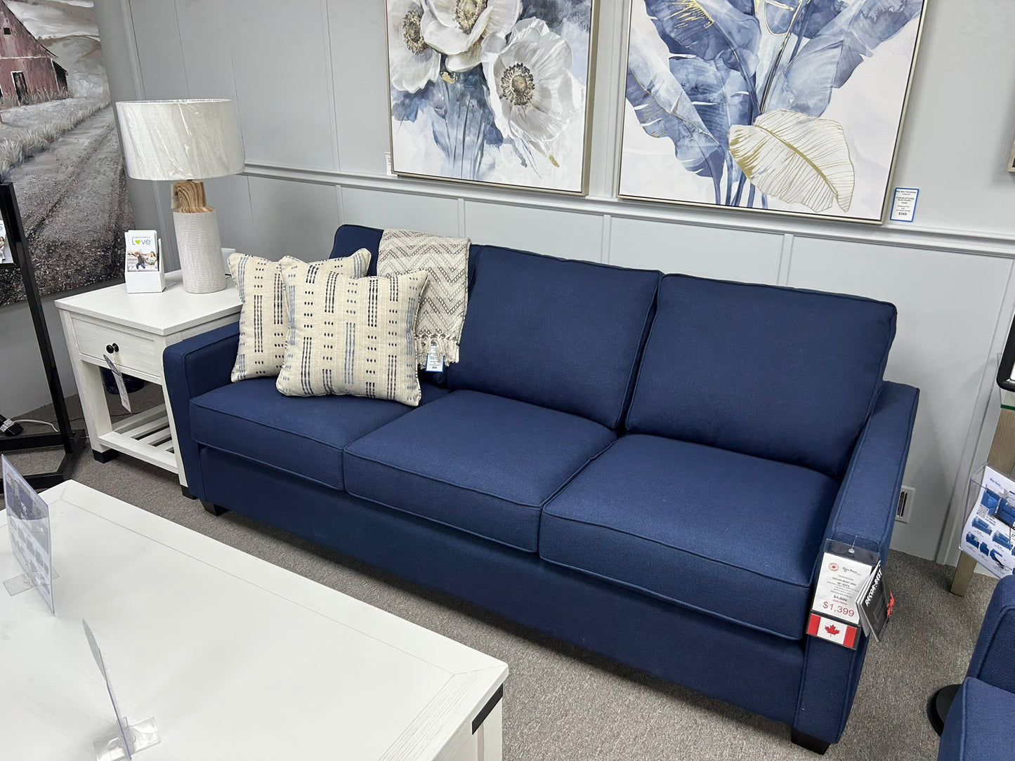 2855 - Sofa & Loveseat