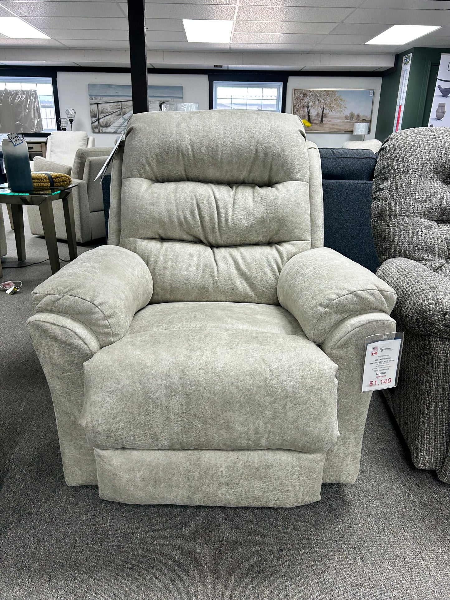 6N74 - Oren Manual Recliner Chair