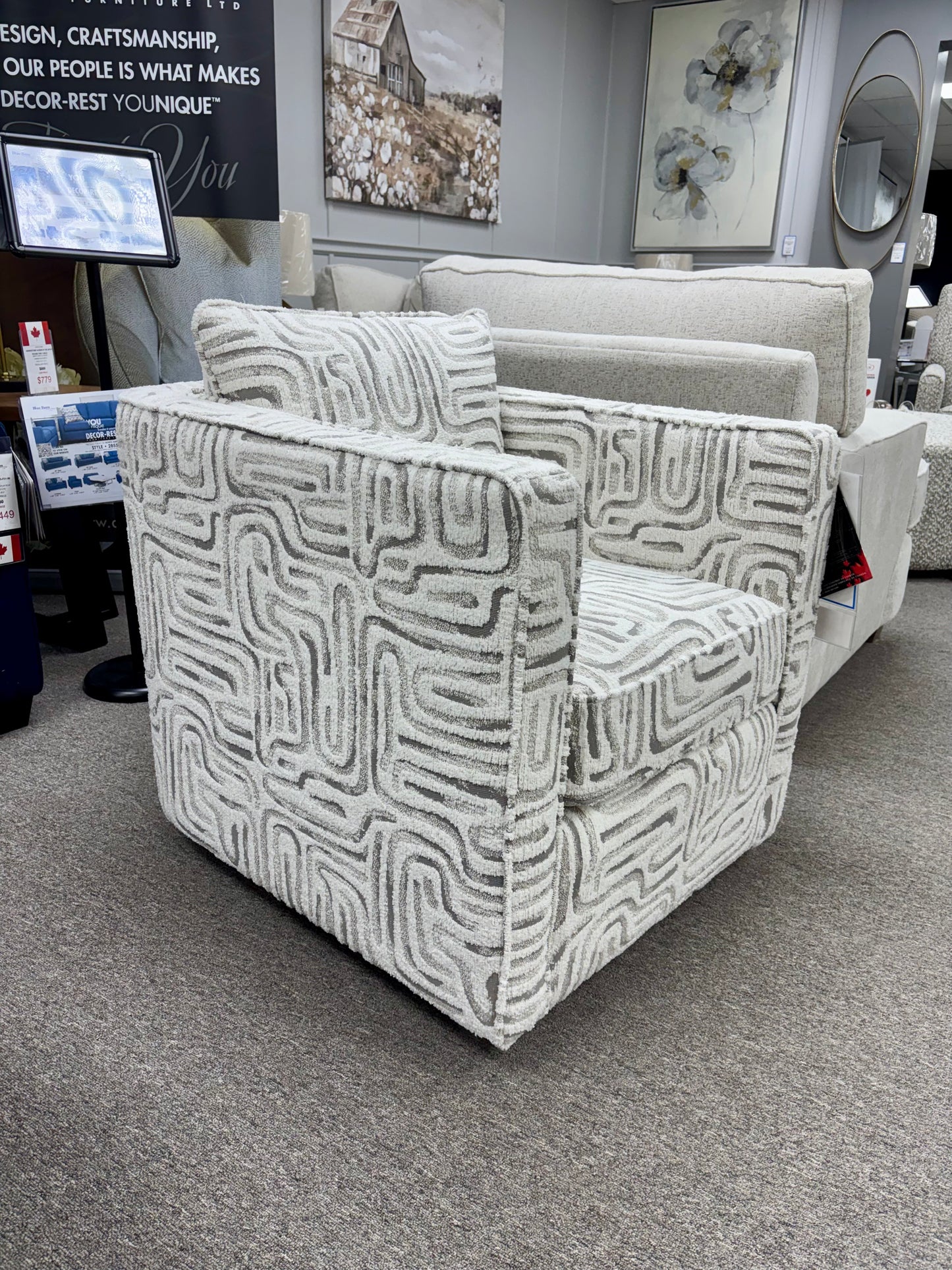 2050 Swivel Chair