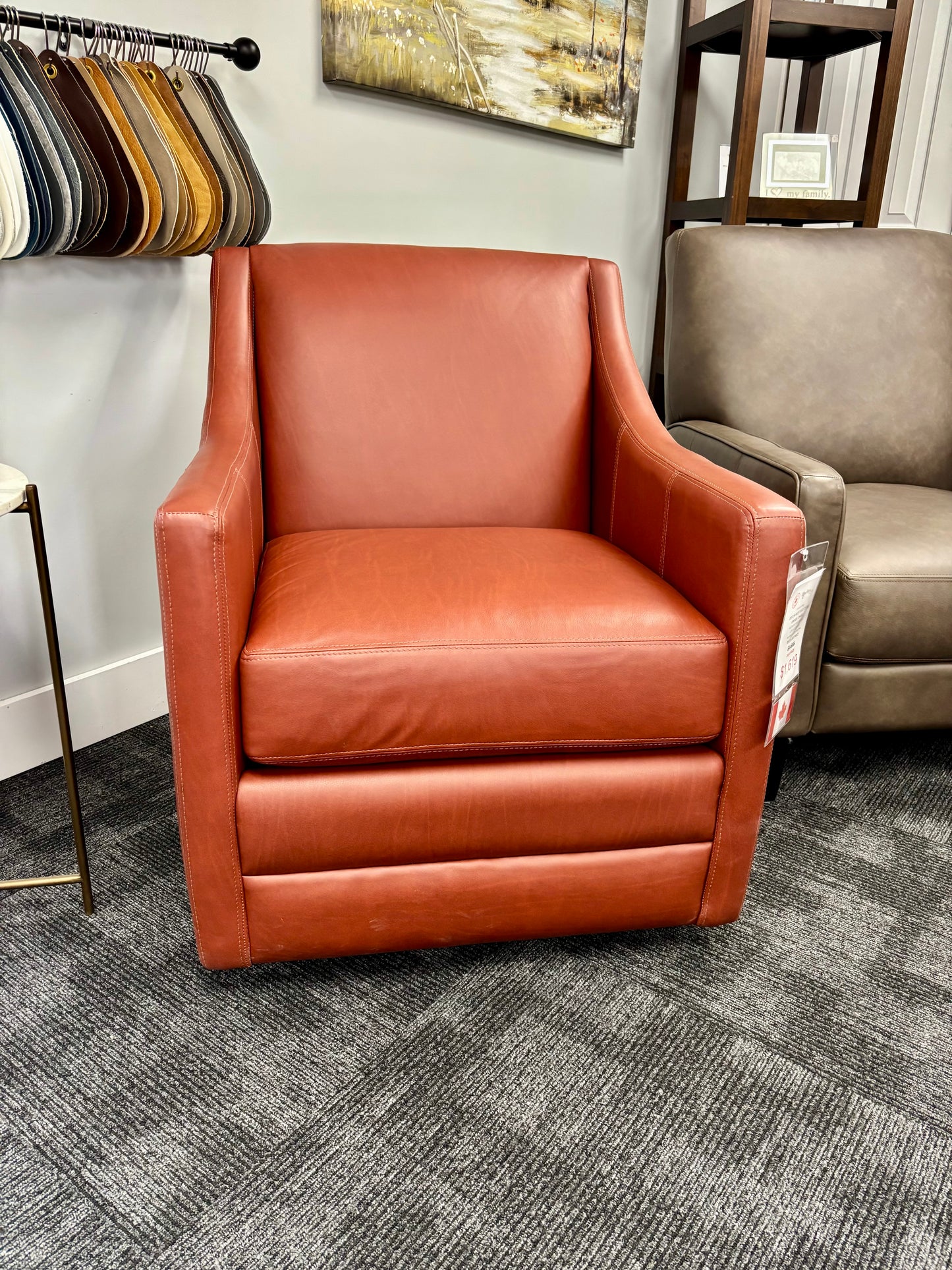 3443 - Swivel Chair