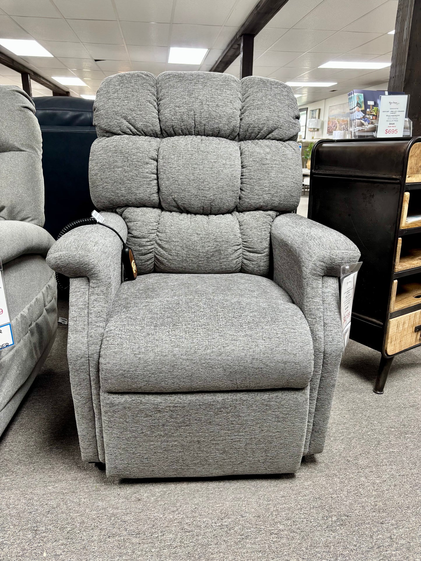 Aurora Lift Chair - PL480