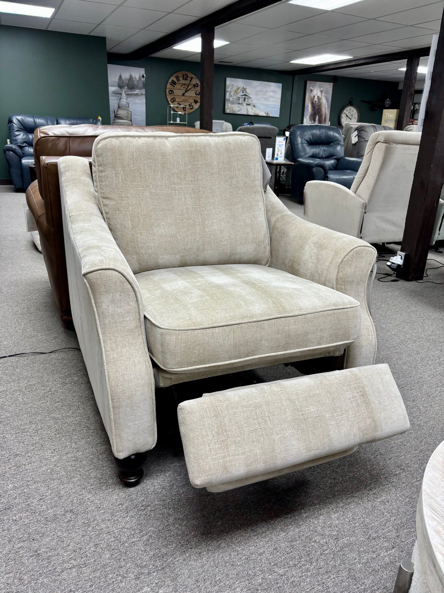 Adeline Incliner Chair
