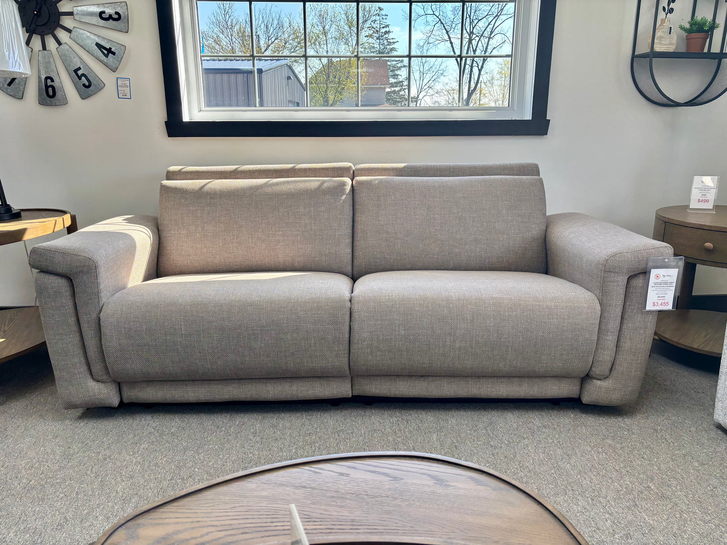 3005 Nevin Sofa
