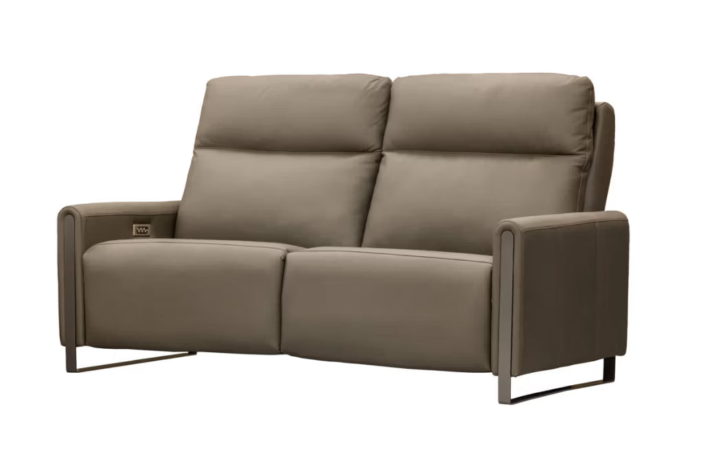 F093 Bay Sofa/Loveseat
