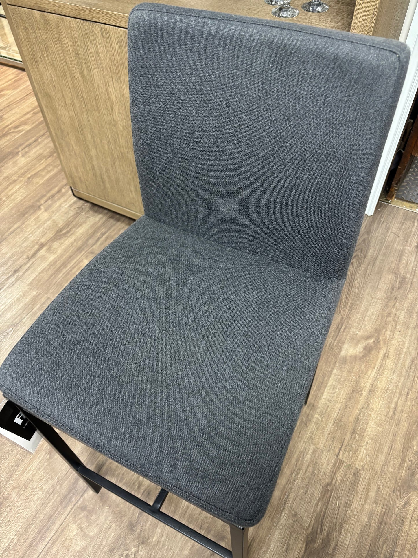Adam Stool - BS 058