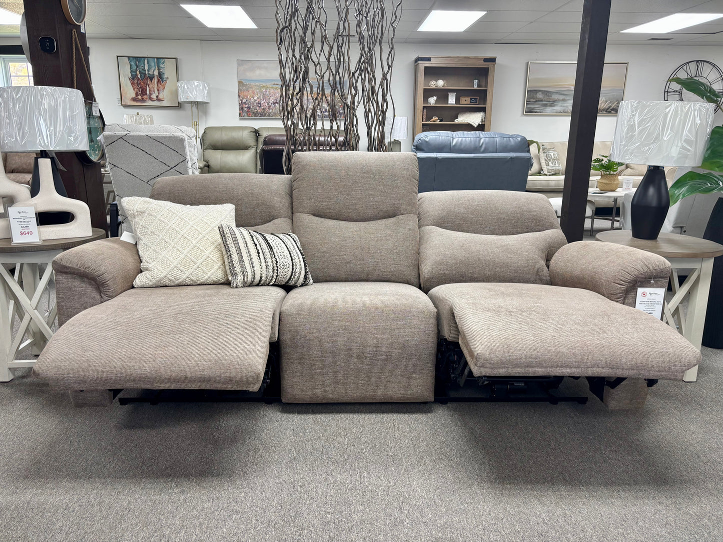 6098 Cora Chair