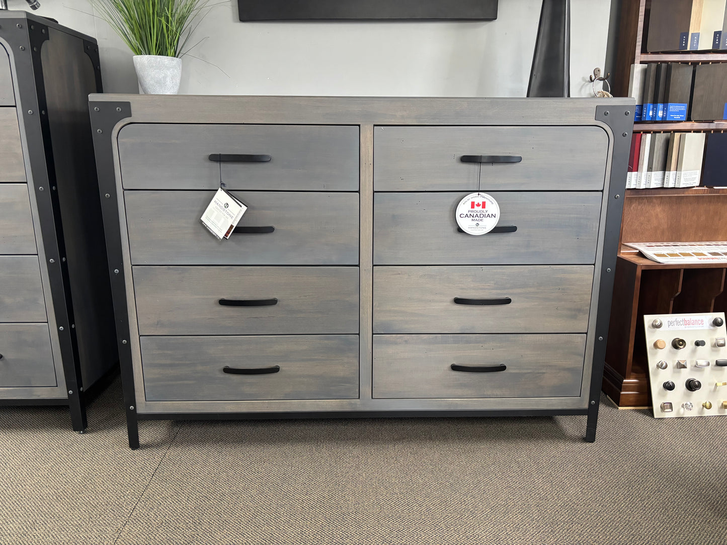 Portland Queen Bedroom Set - Canadian Mennonite Made