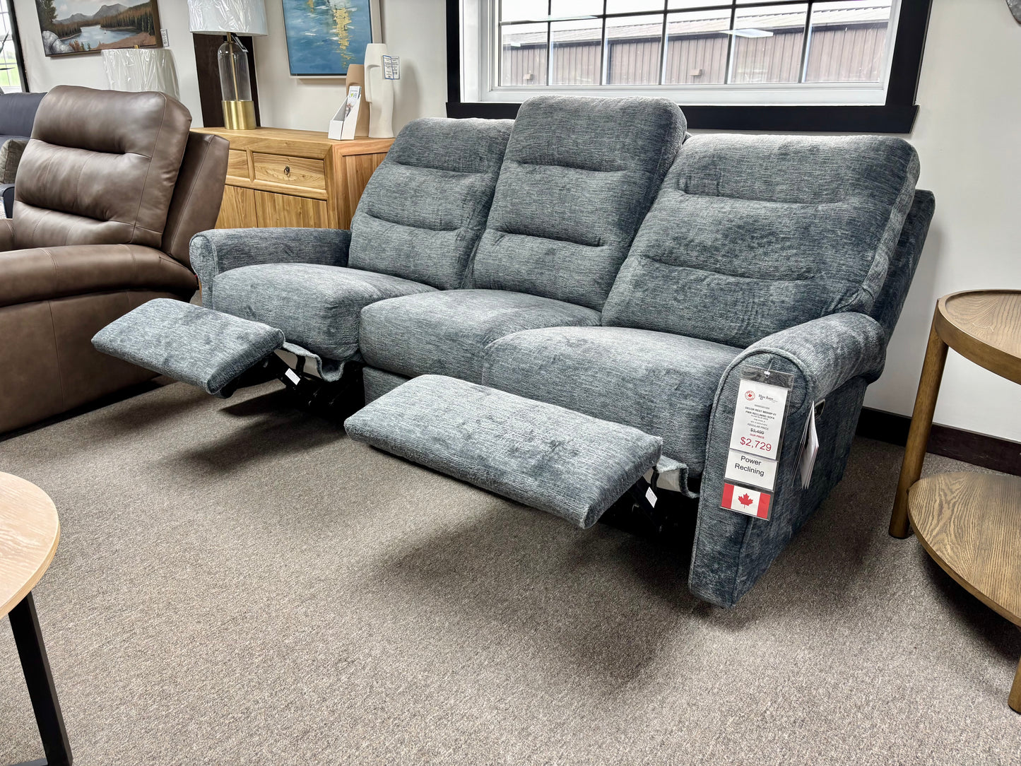 M8508P Power Reclining Sofa