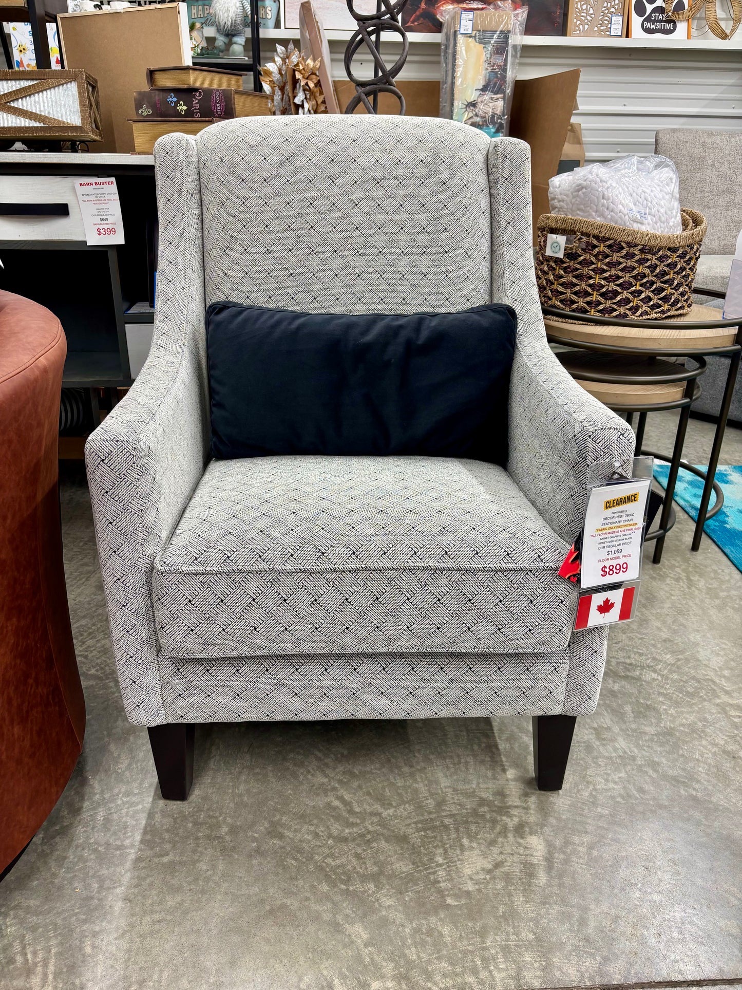 7606 - Accent Chair