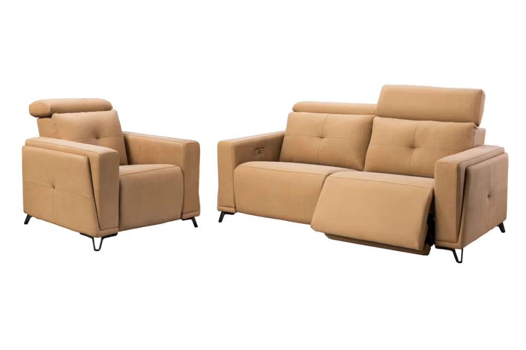 F090 Mackenzie Sofa/Loveseat